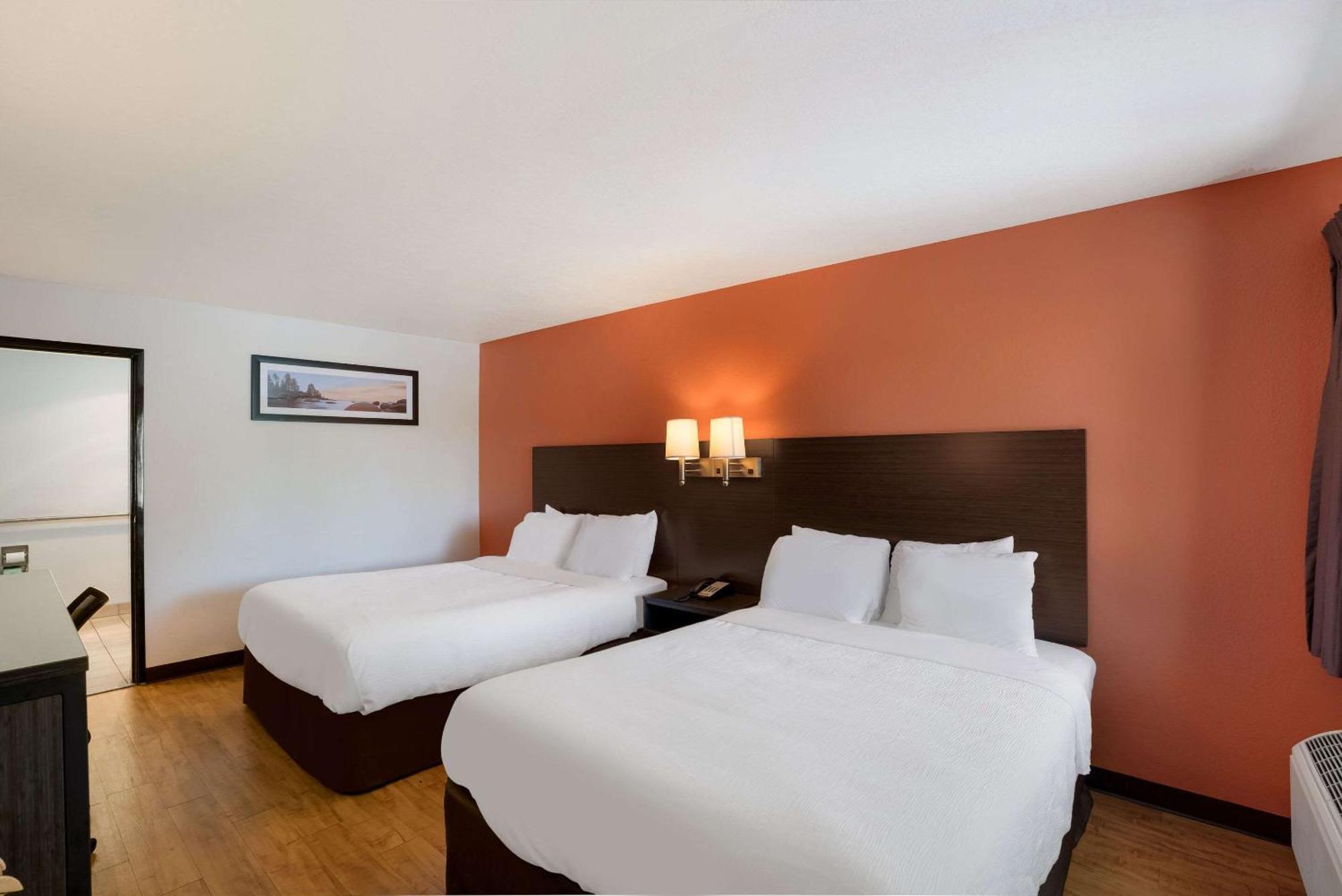 Quality Inn & Suites Junction Kültér fotó