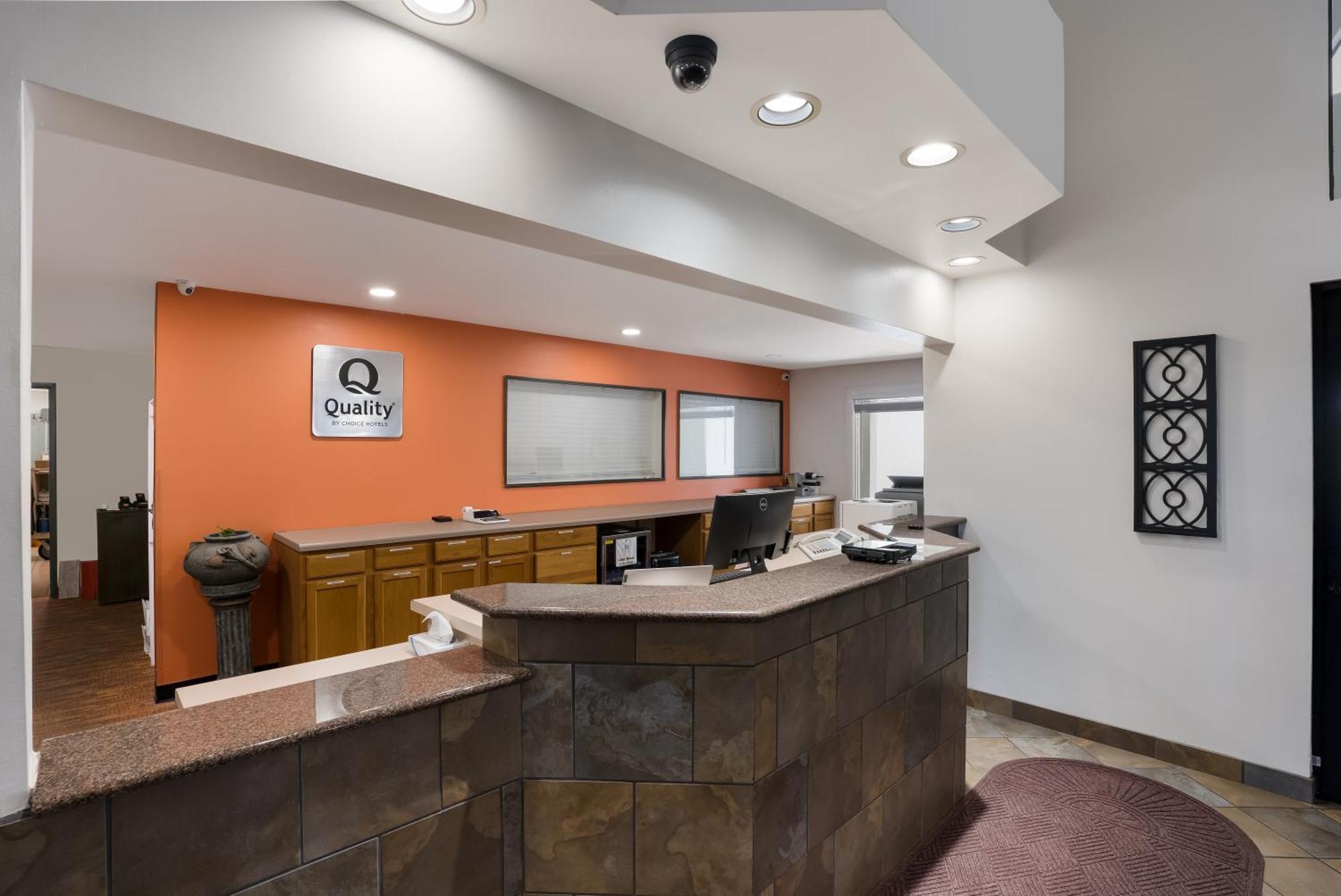 Quality Inn & Suites Junction Kültér fotó