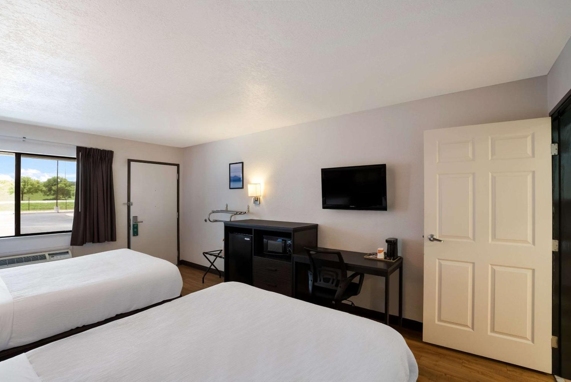 Quality Inn & Suites Junction Kültér fotó