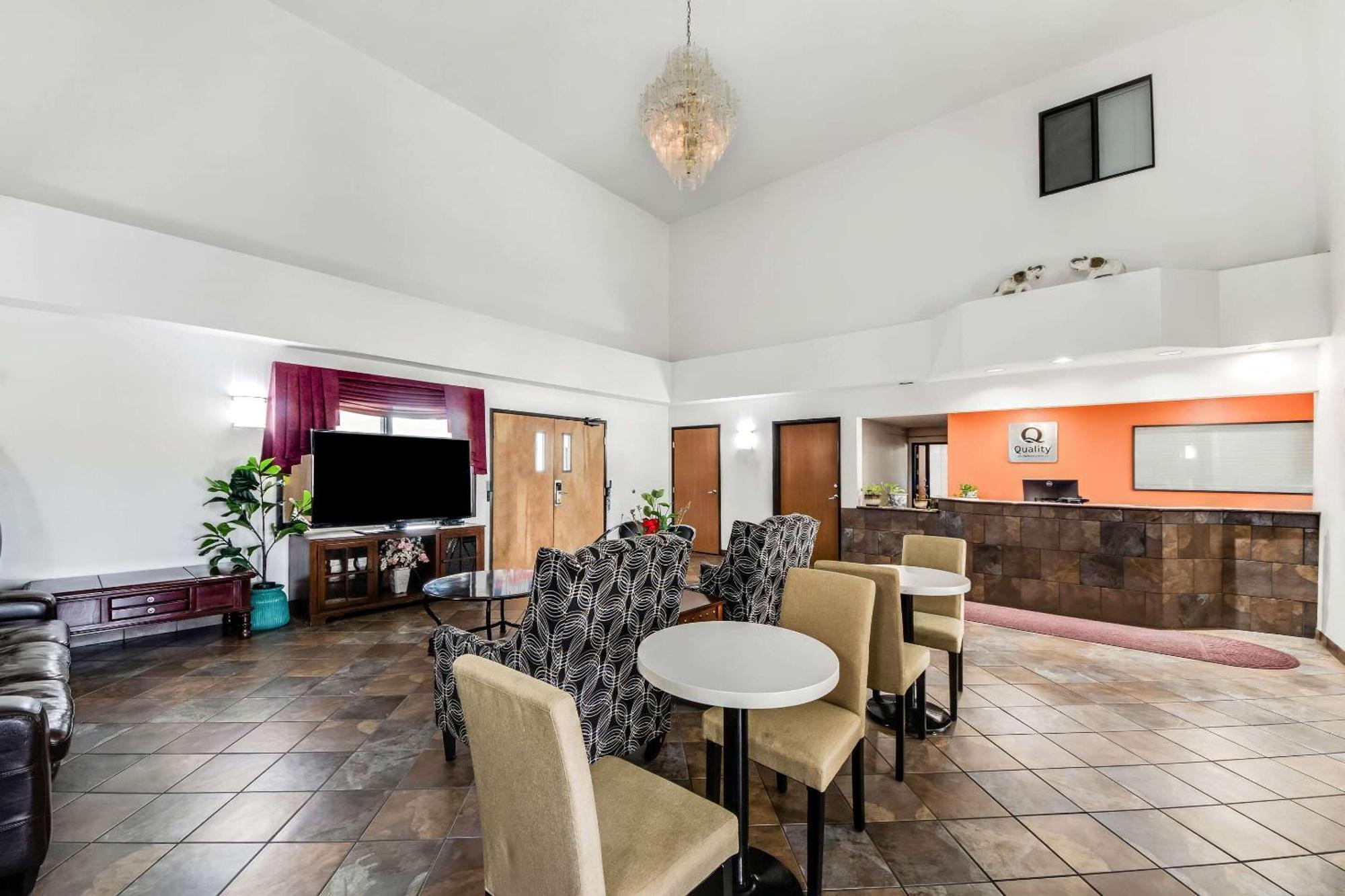 Quality Inn & Suites Junction Kültér fotó